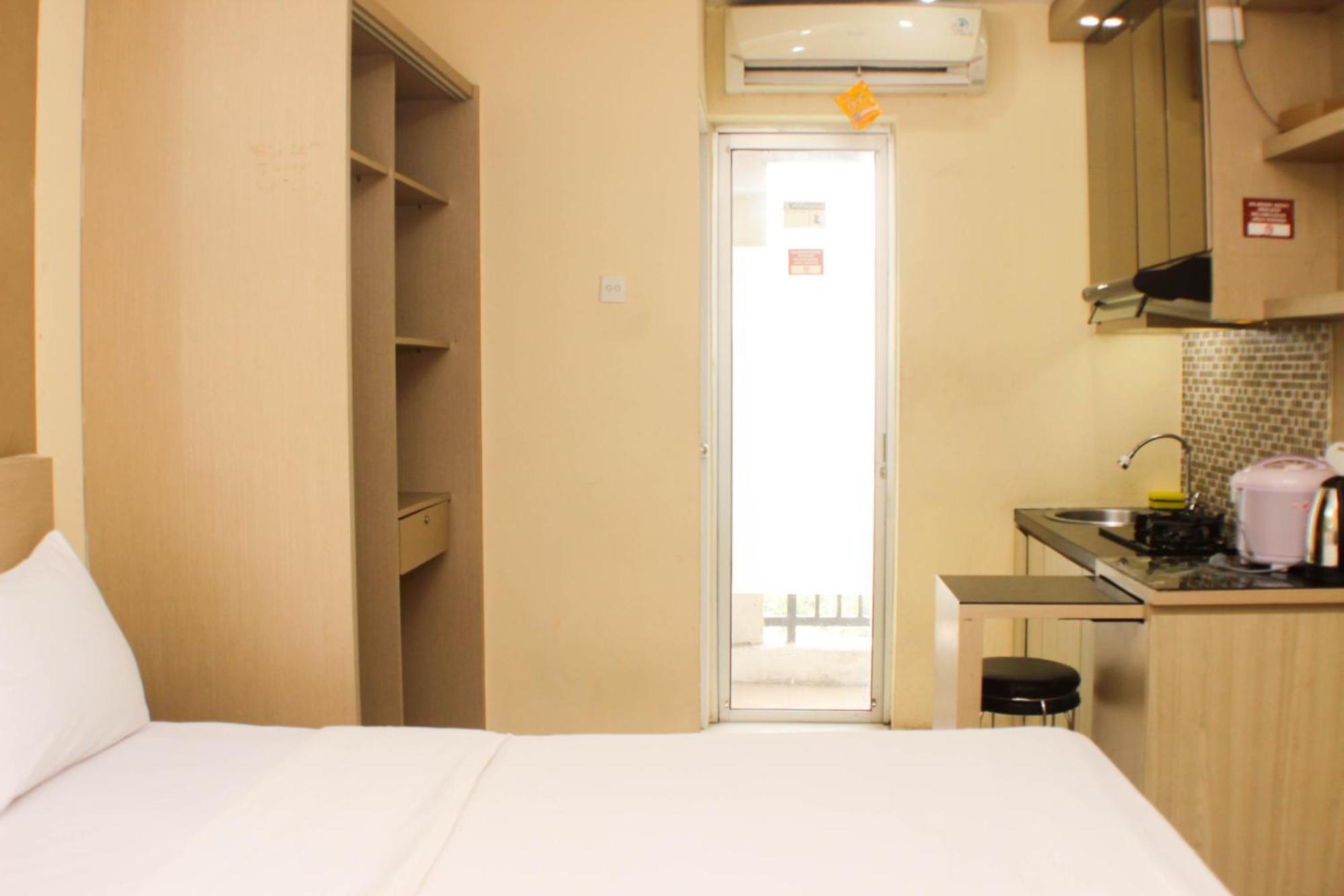 Comfy And Location At Bassura By Travelio Pangsapuri
