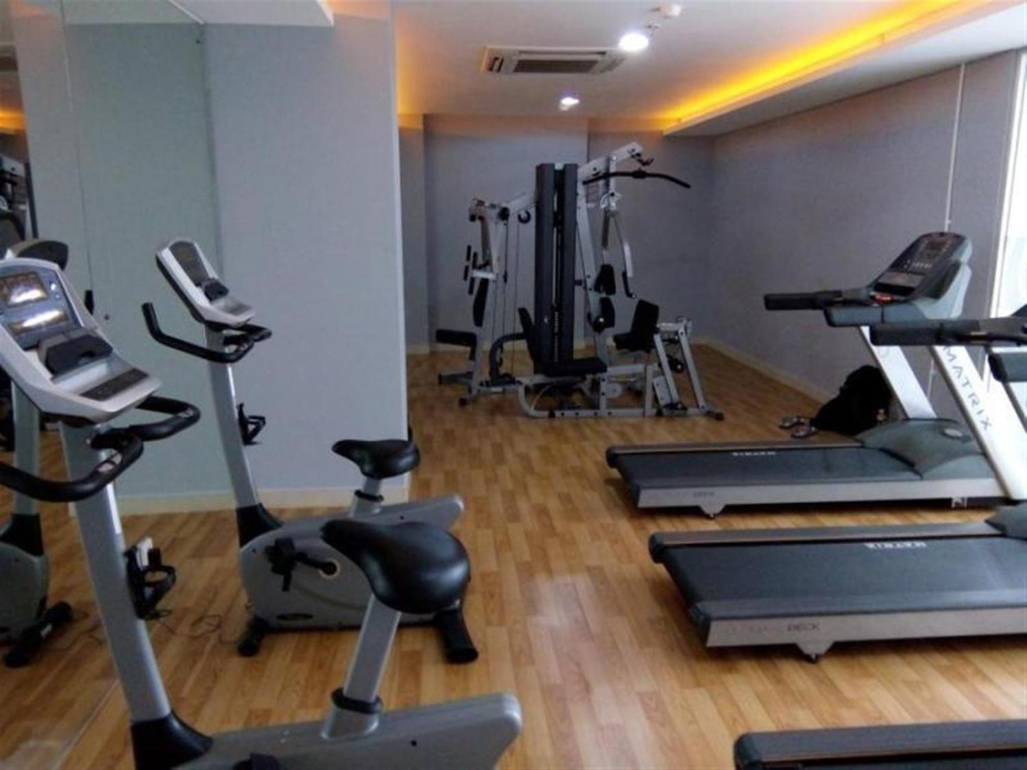 Apartemen Comfy And Location At Bassura By Travelio *